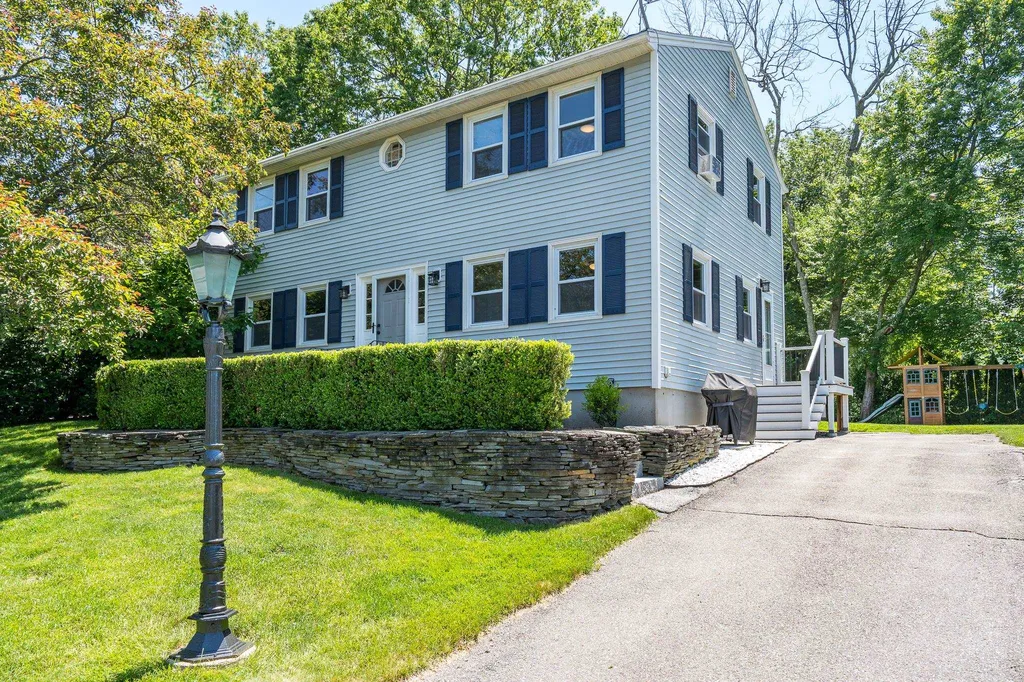 225 Barrett Street Manchester NH 03104