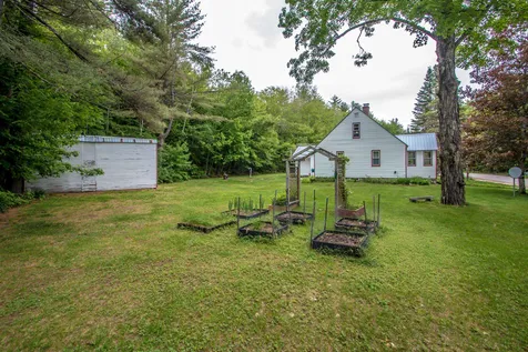 1664 Passaconaway Road Albany NH 03818