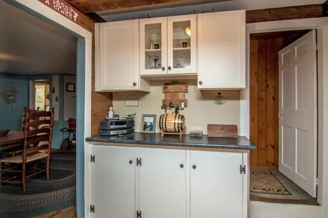1664 Passaconaway Road Albany NH 03818