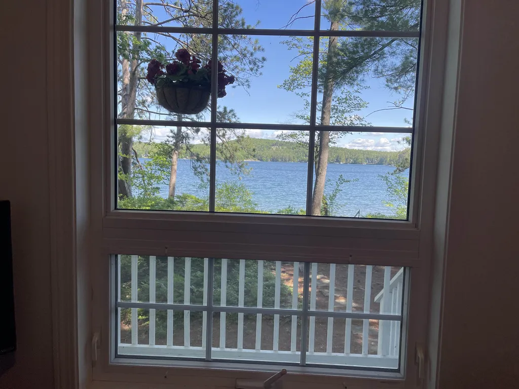 10 Pitchwood Island Meredith NH 03253