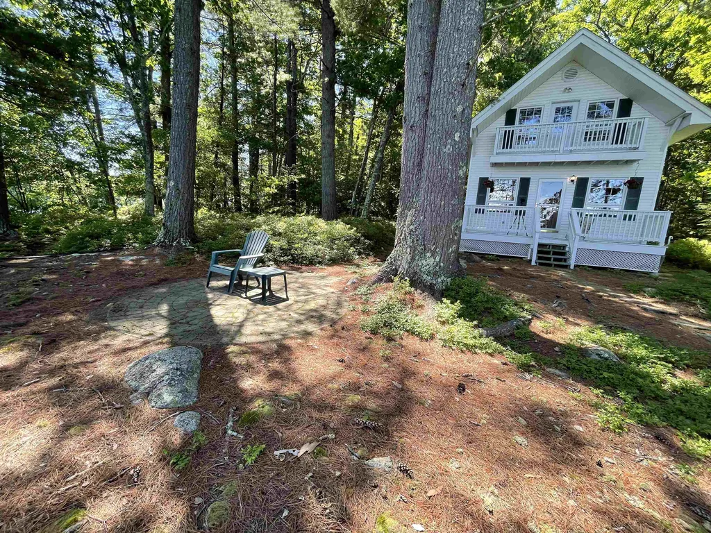 10 Pitchwood Island Meredith NH 03253