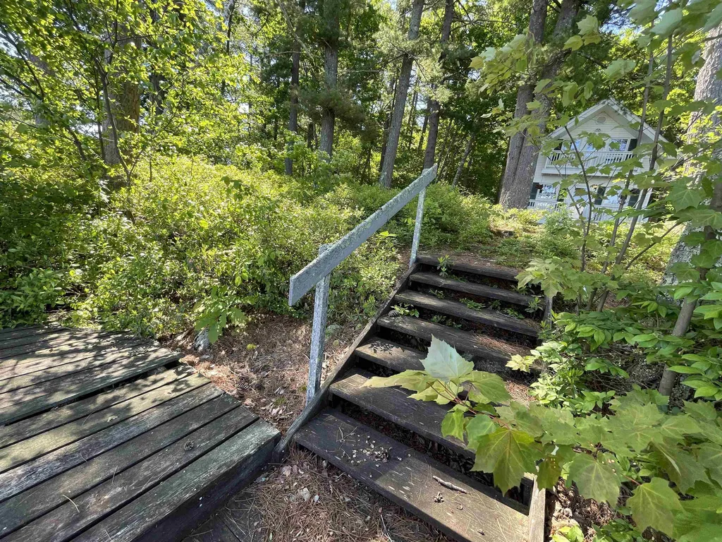 10 Pitchwood Island Meredith NH 03253