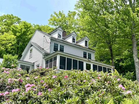 510 Bunker Road New London NH 03257