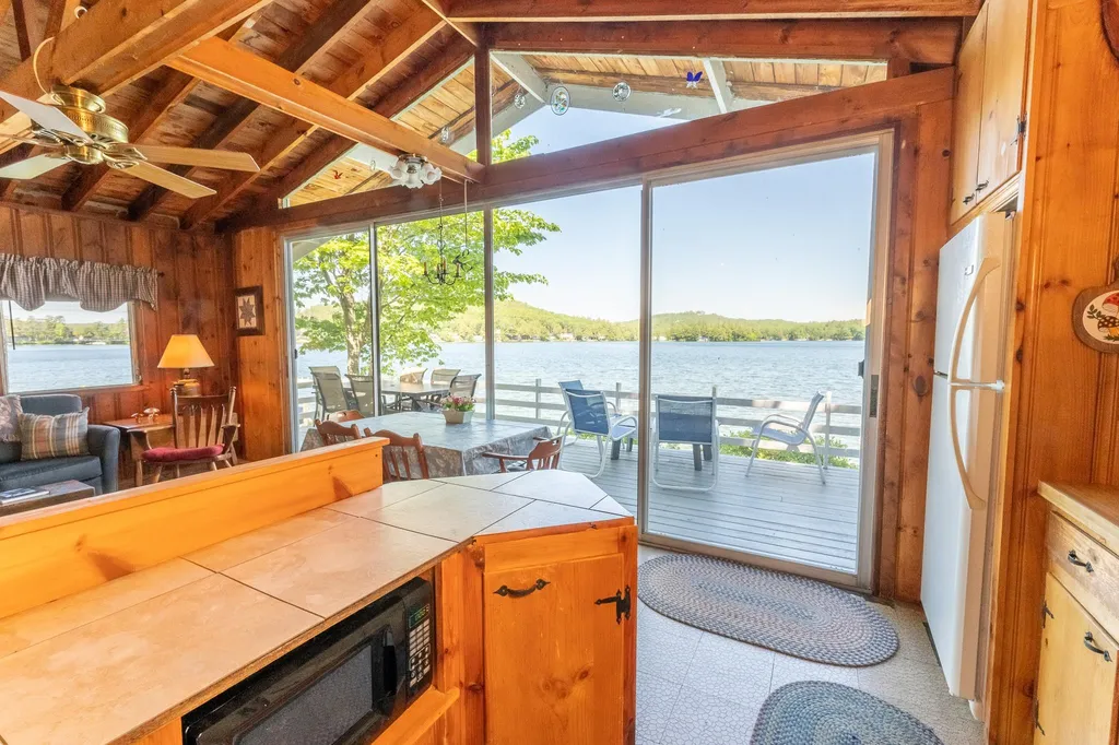9 Pitchwood Island Meredith NH 03253
