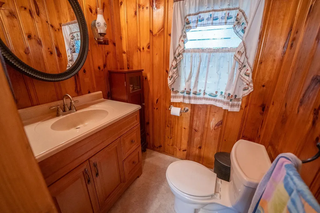 9 Pitchwood Island Meredith NH 03253