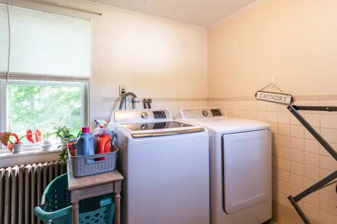 27 Tremont Street Wilton NH 03086