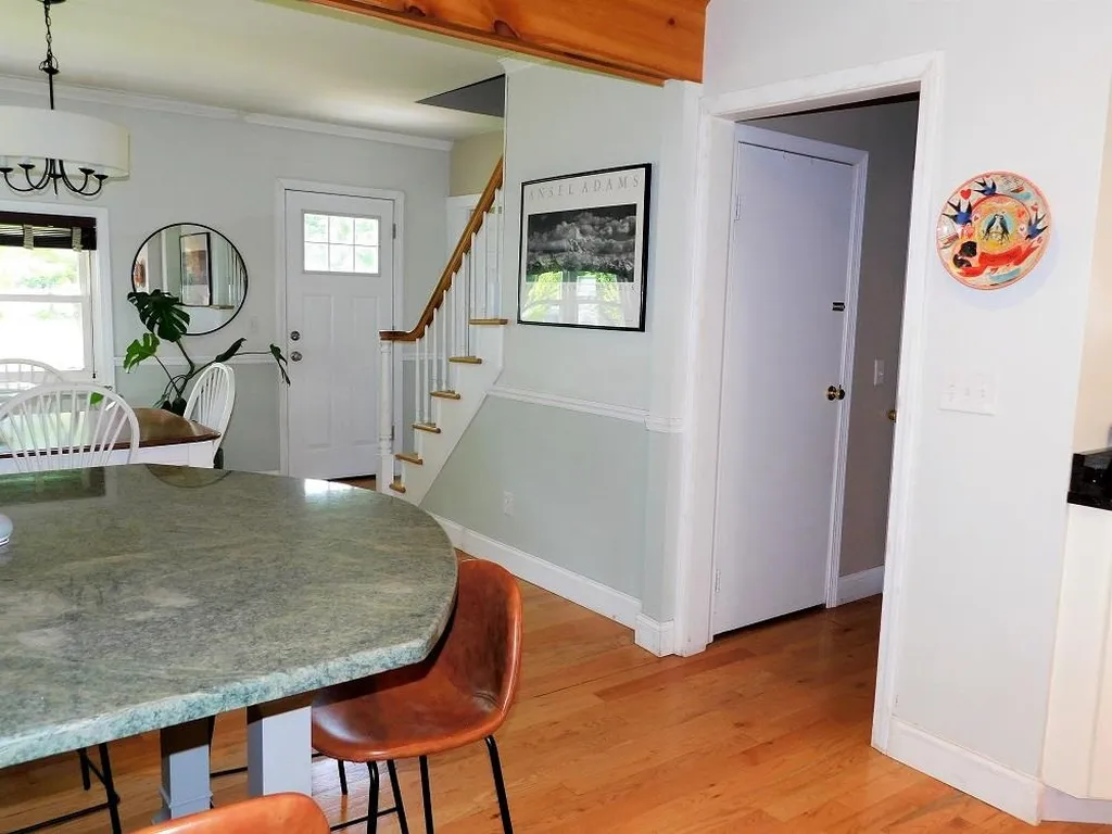15 New Road North Hampton NH 03862