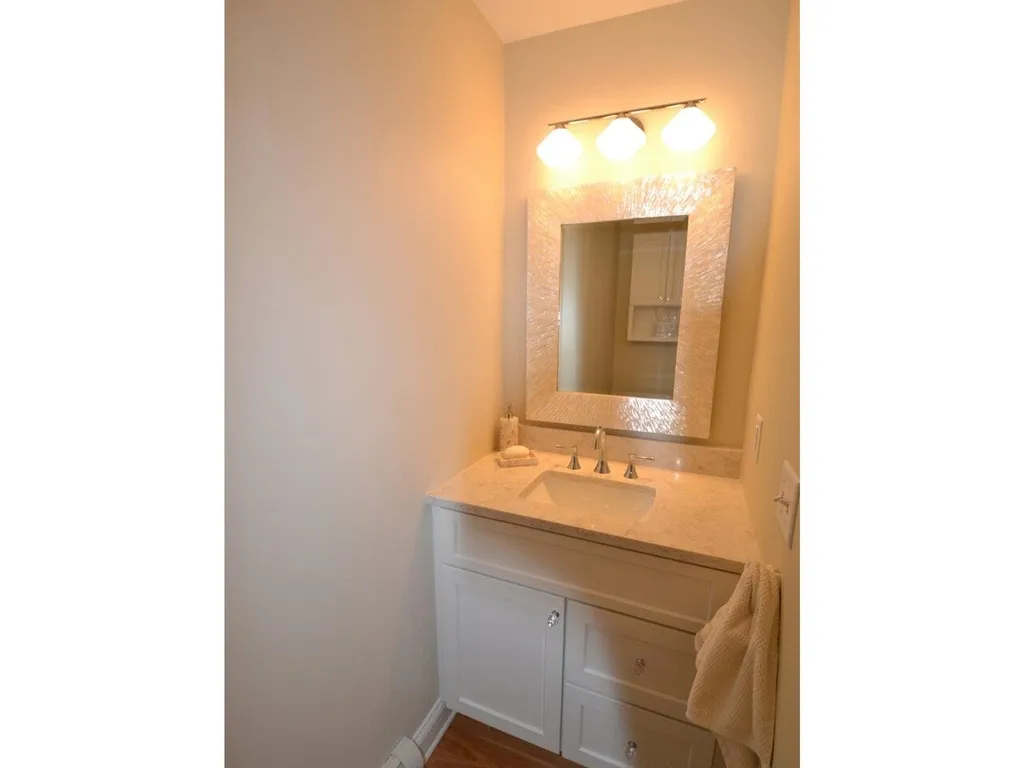 137 Covington Lane Shelburne VT 05482