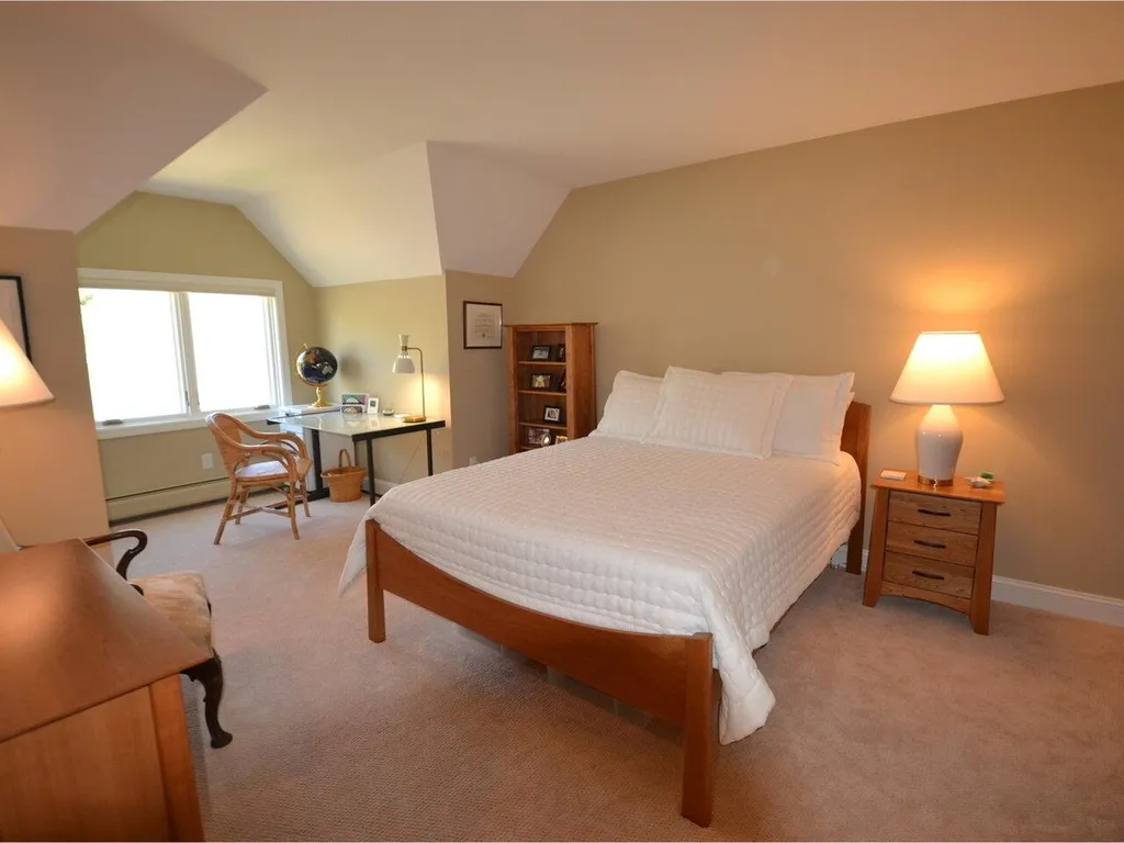 137 Covington Lane Shelburne VT 05482