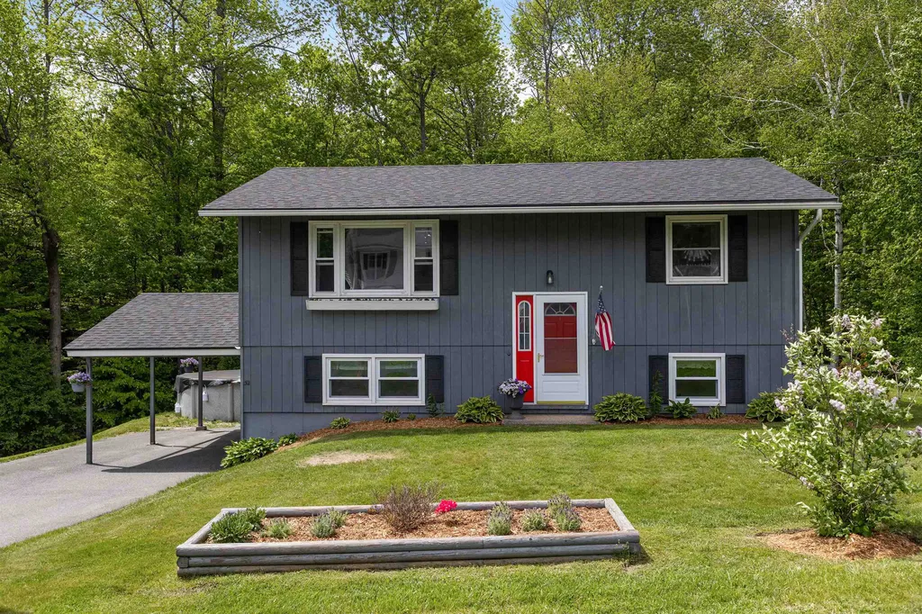 52 Lague Lane Barre Town VT 05641