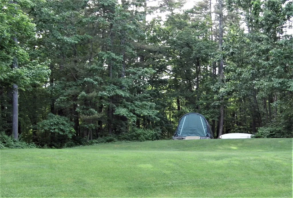 25 Pleasant Drive Londonderry NH 03053