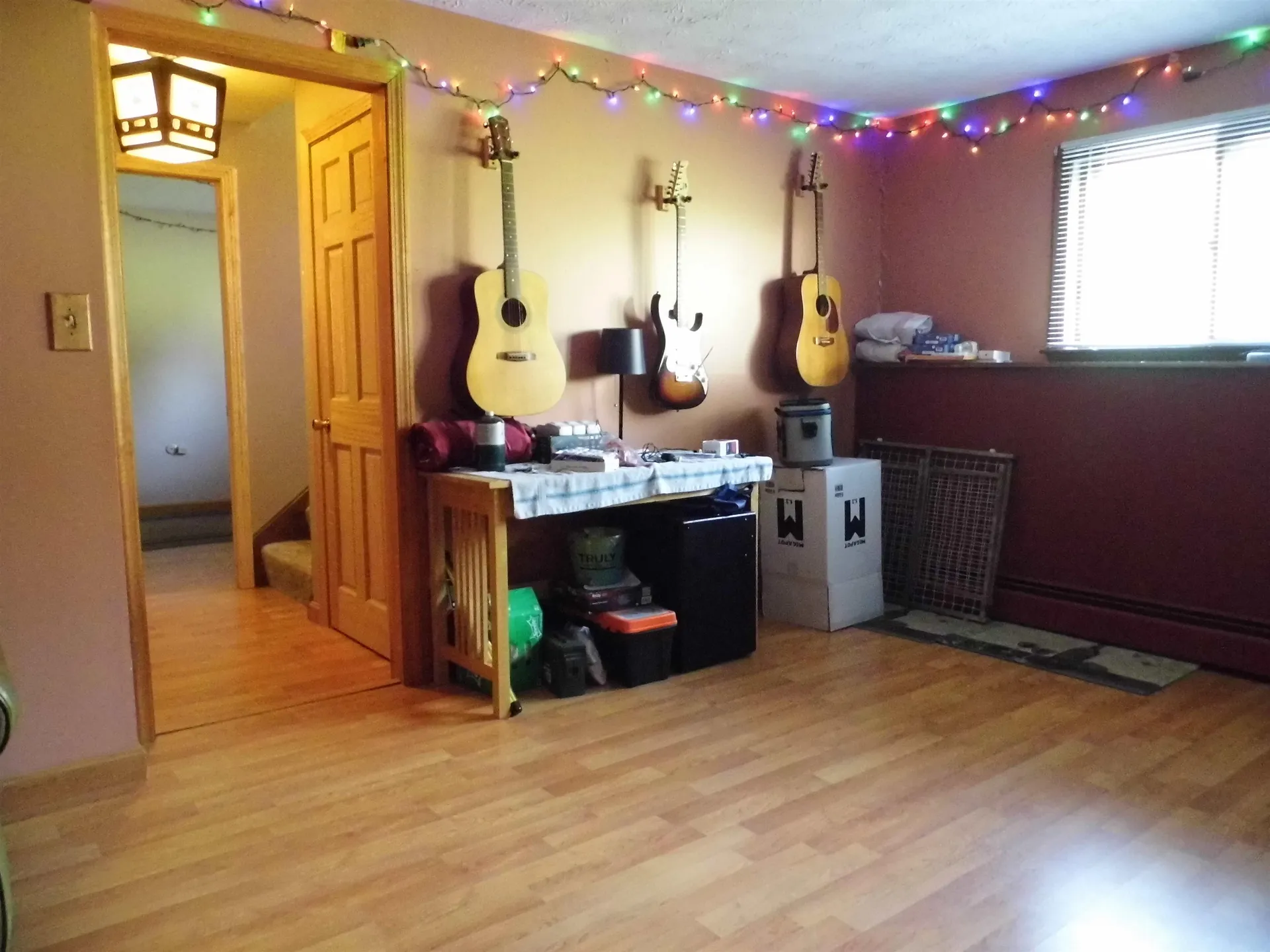 25 Pleasant Drive Londonderry NH 03053