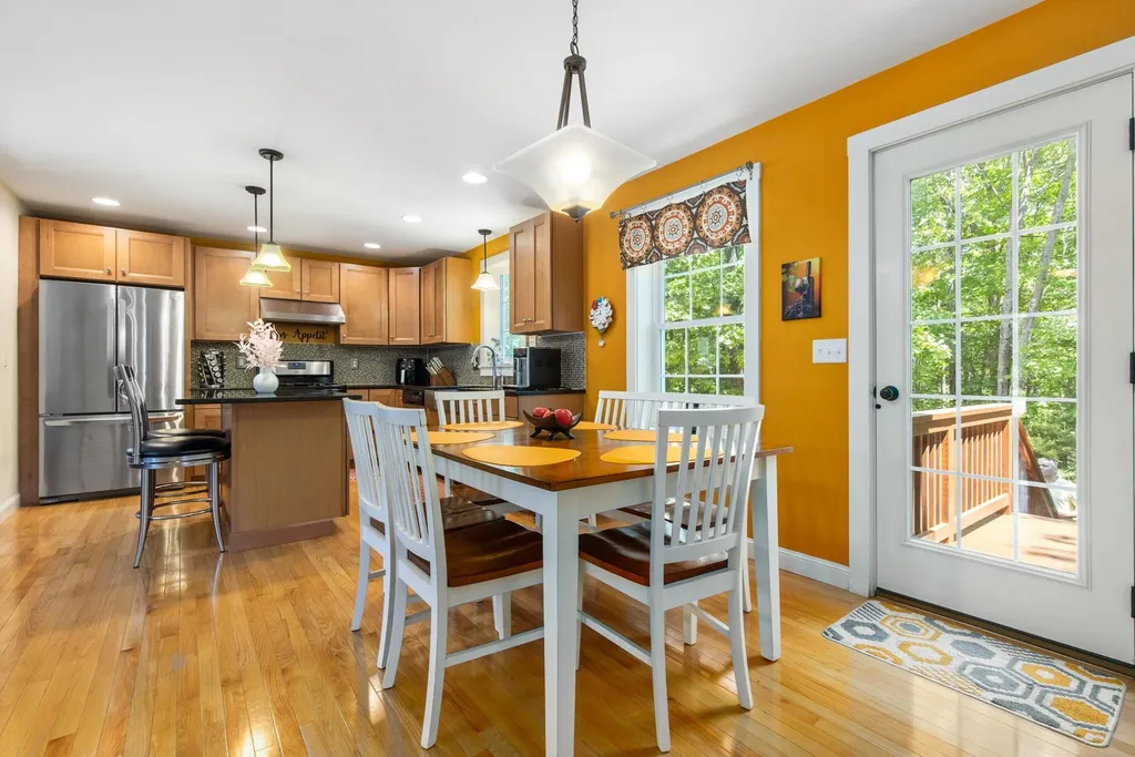 12 Winslow Drive Exeter NH 03833