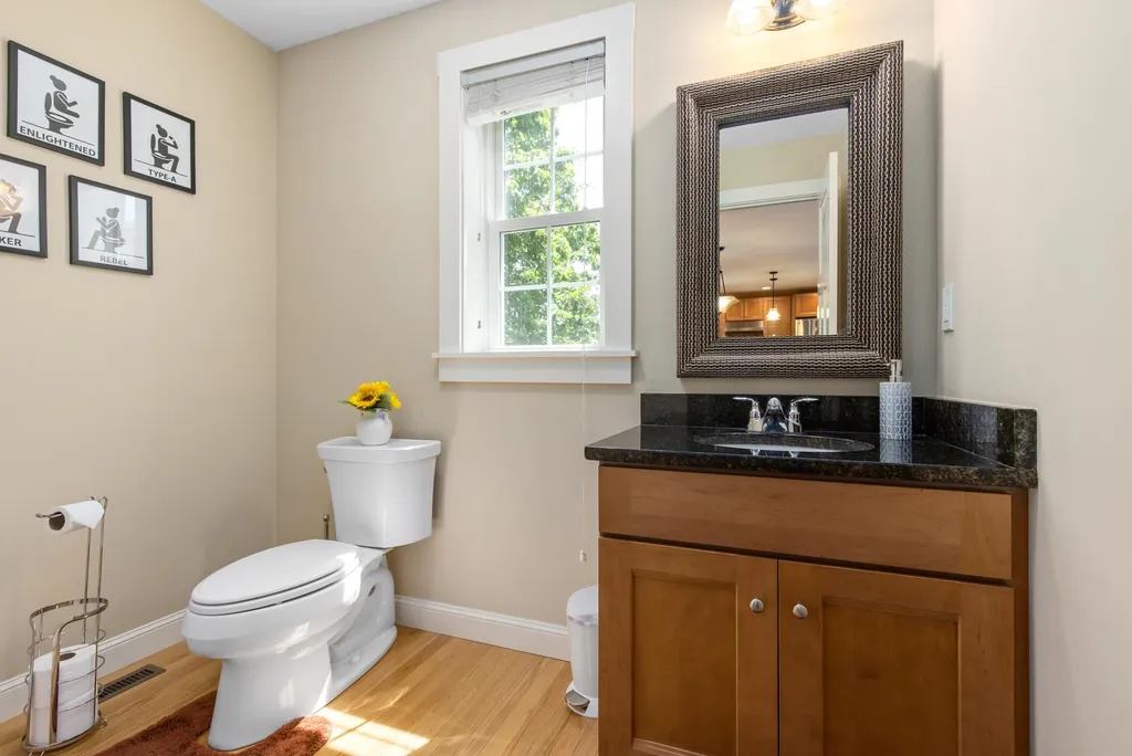 12 Winslow Drive Exeter NH 03833