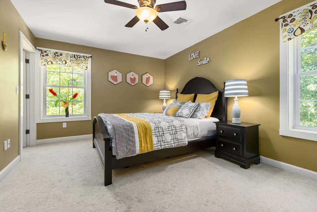 12 Winslow Drive Exeter NH 03833