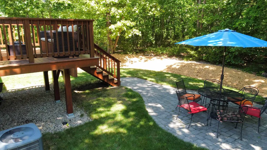 12 Winslow Drive Exeter NH 03833