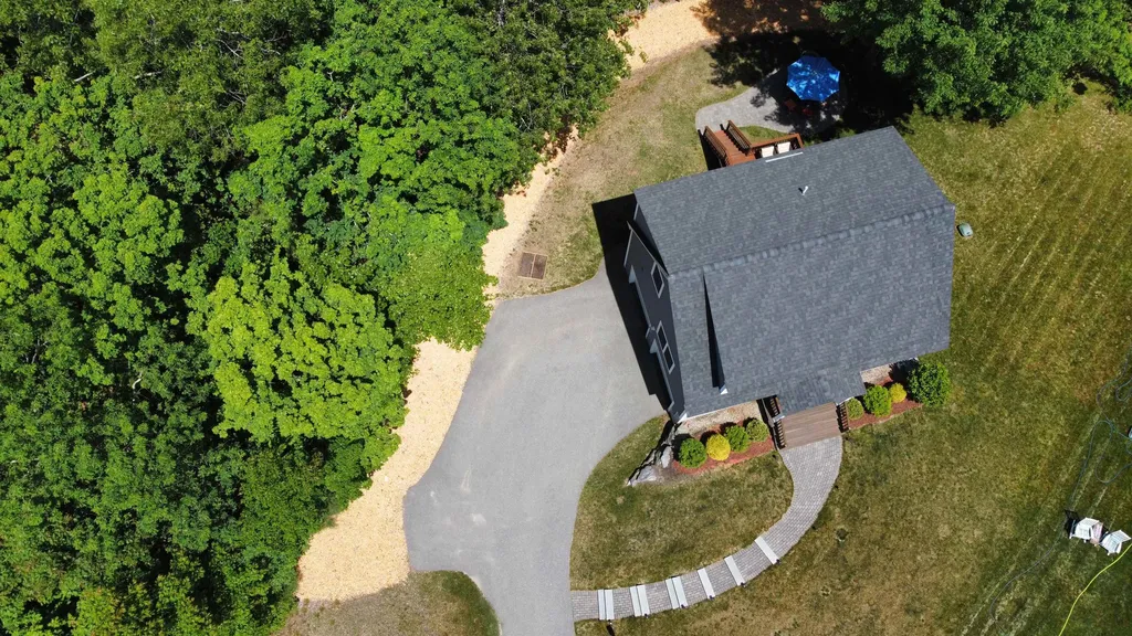 12 Winslow Drive Exeter NH 03833