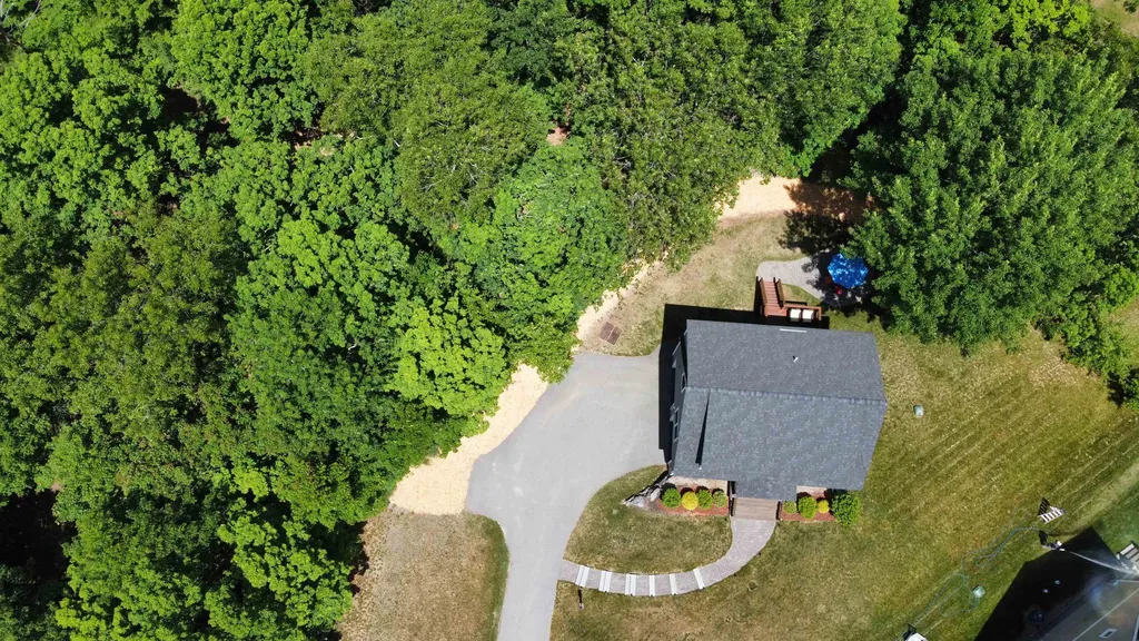 12 Winslow Drive Exeter NH 03833