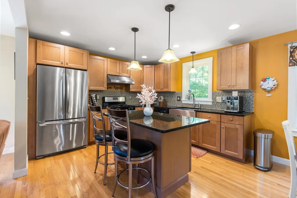 12 Winslow Drive Exeter NH 03833
