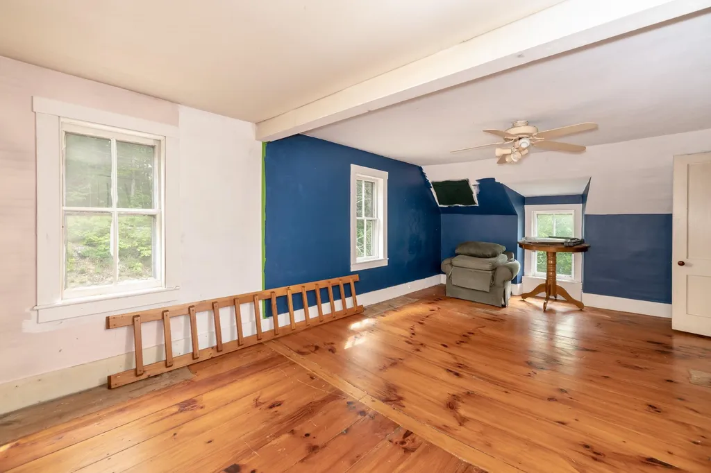 15 Sheridan Road Moultonborough NH 03254