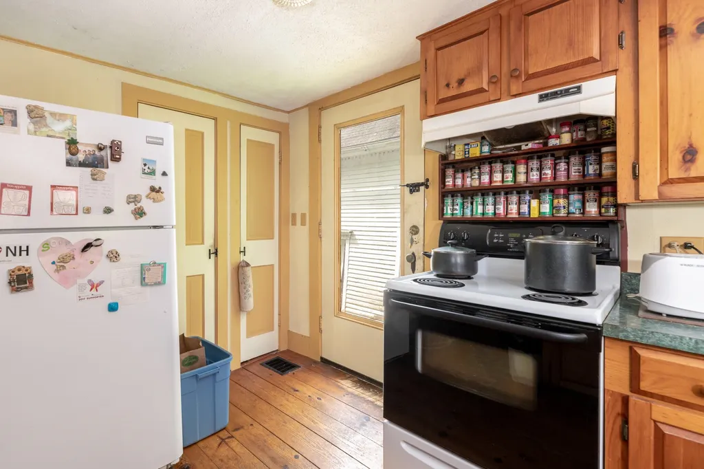 15 Sheridan Road Moultonborough NH 03254