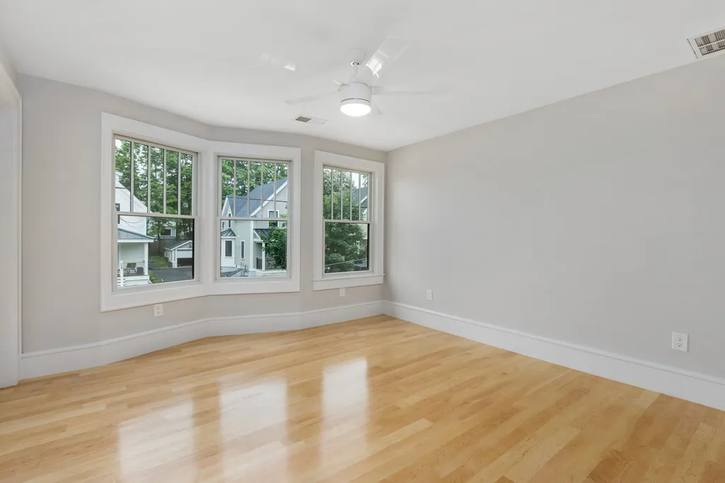 84 Rockland Street Portsmouth NH 03801