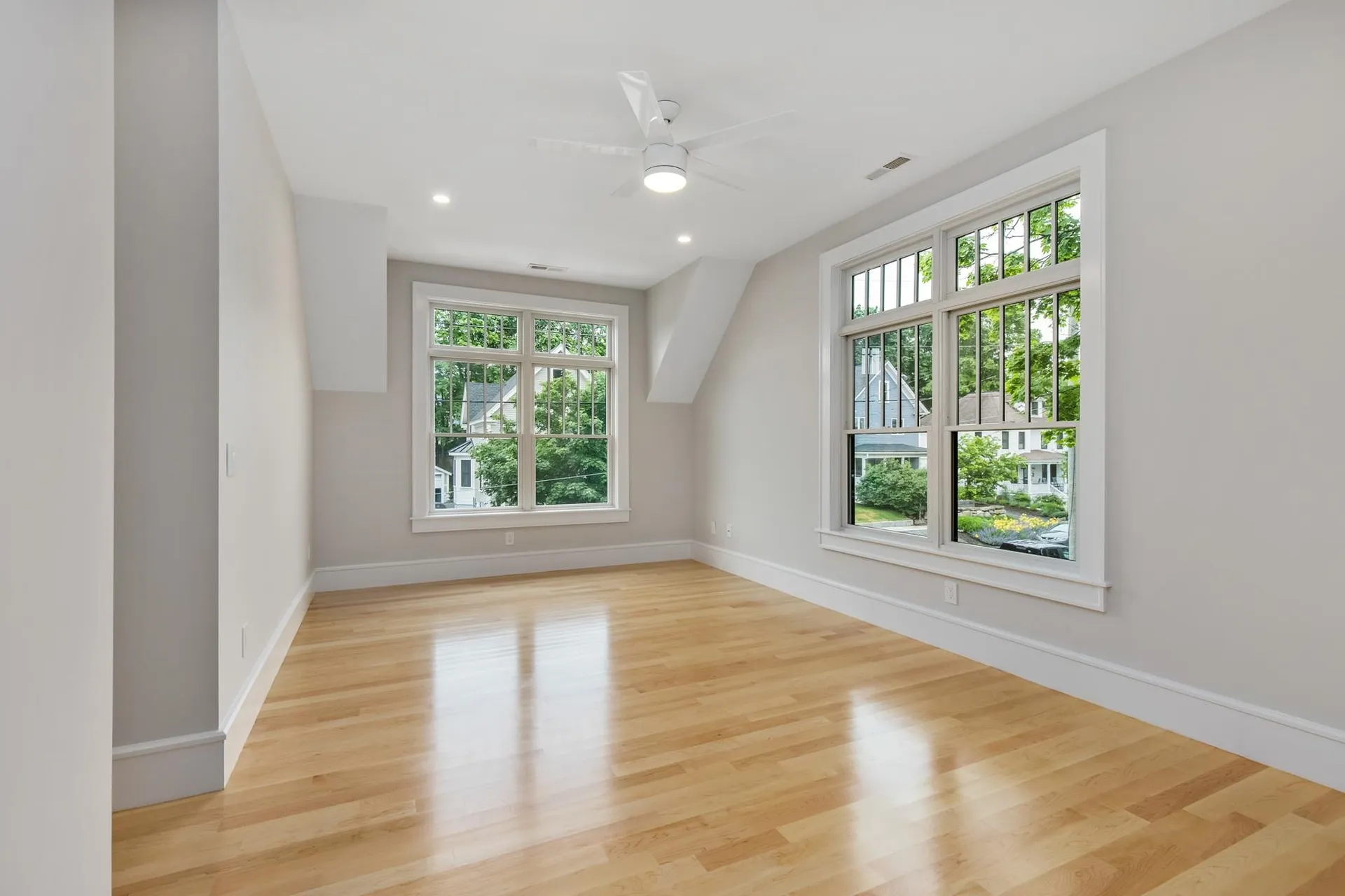 84 Rockland Street Portsmouth NH 03801