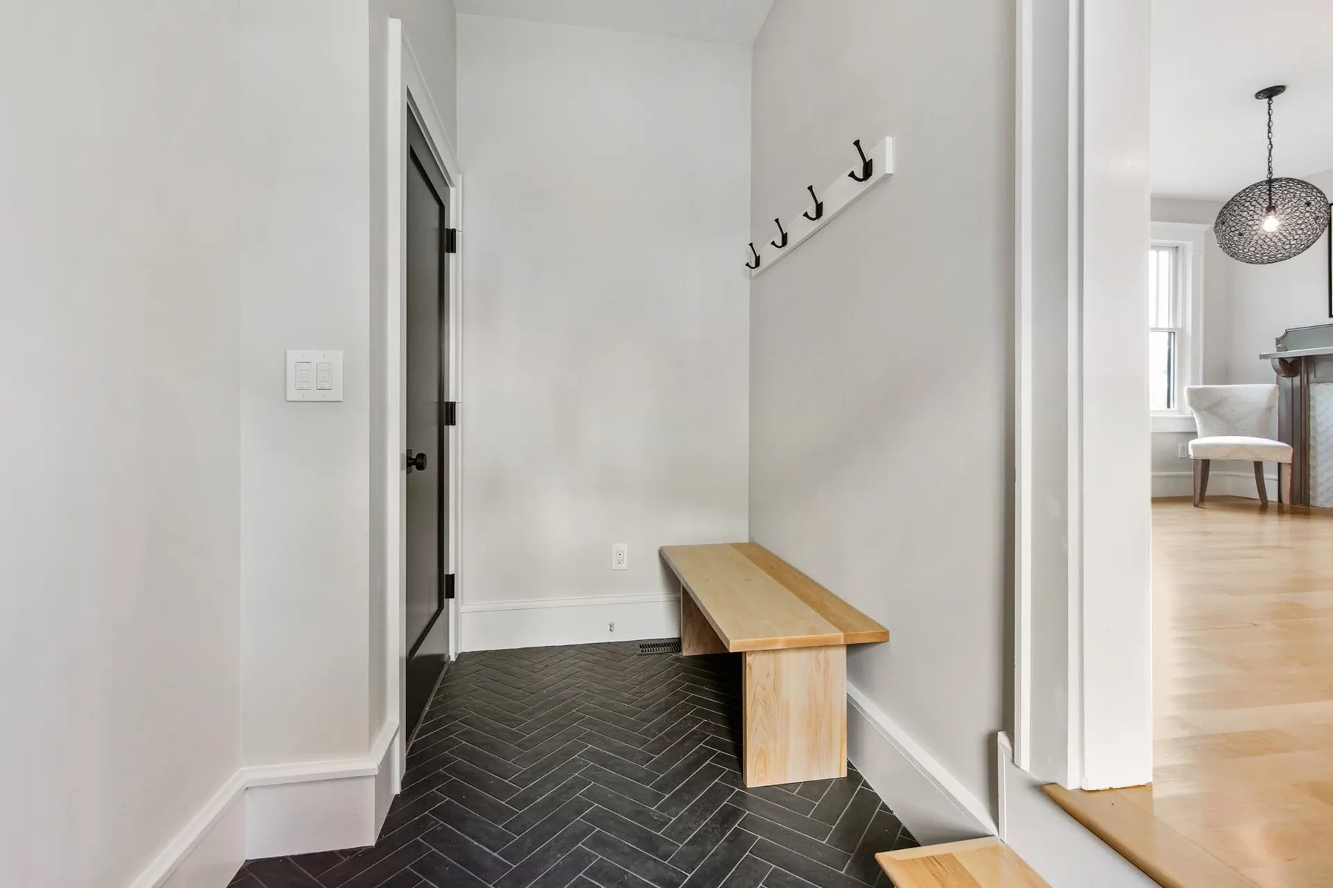 84 Rockland Street Portsmouth NH 03801