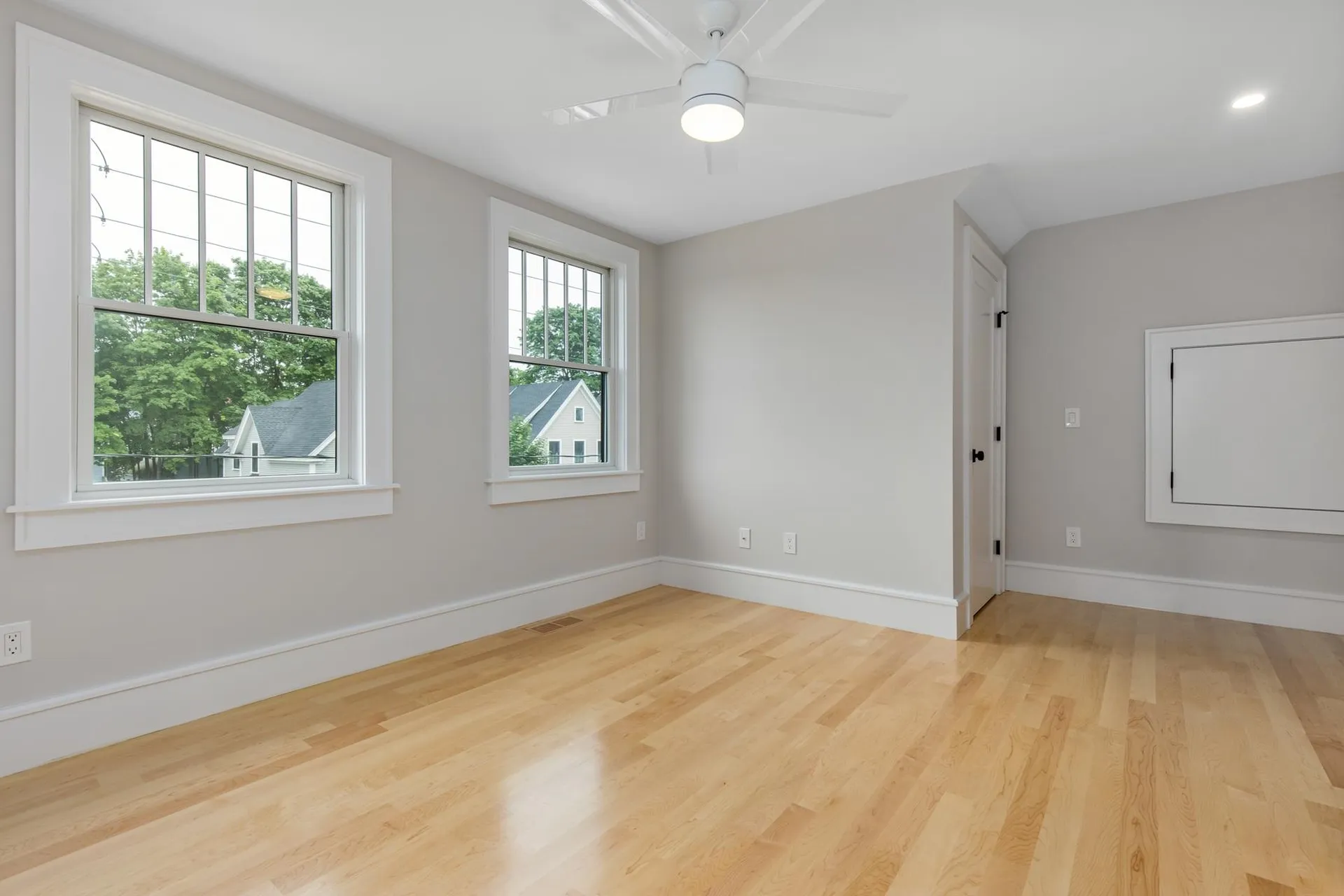 84 Rockland Street Portsmouth NH 03801