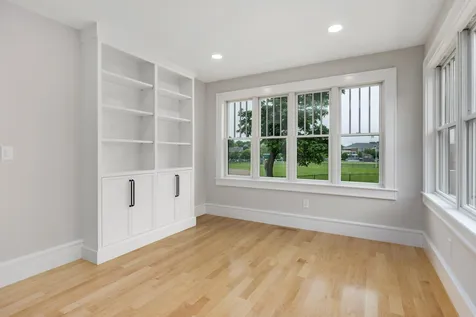 84 Rockland Street Portsmouth NH 03801