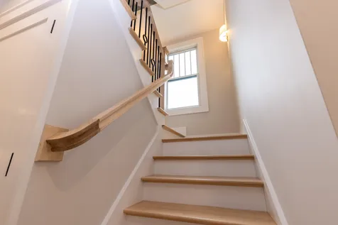 84 Rockland Street Portsmouth NH 03801