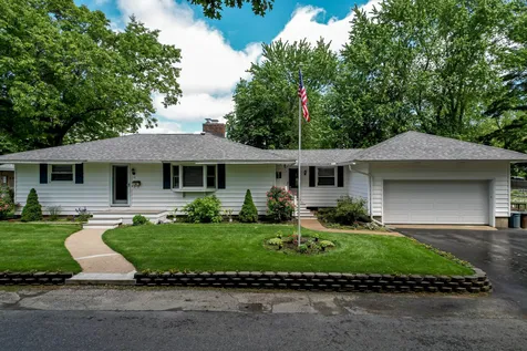 16 Seabee Street Bedford NH 03110