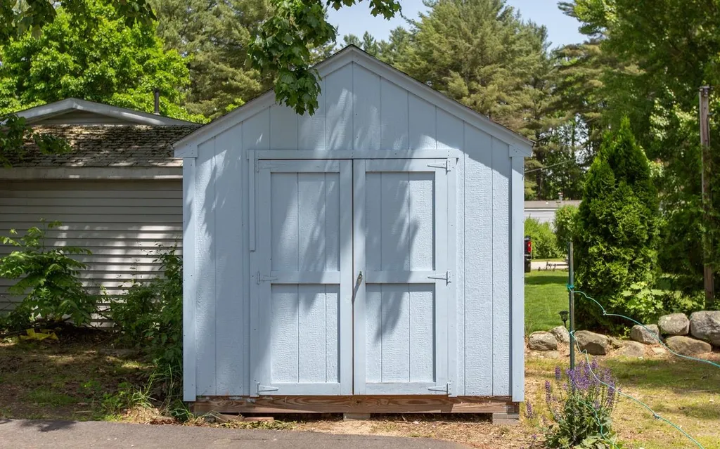 6 Gamache Road Derry NH 03038
