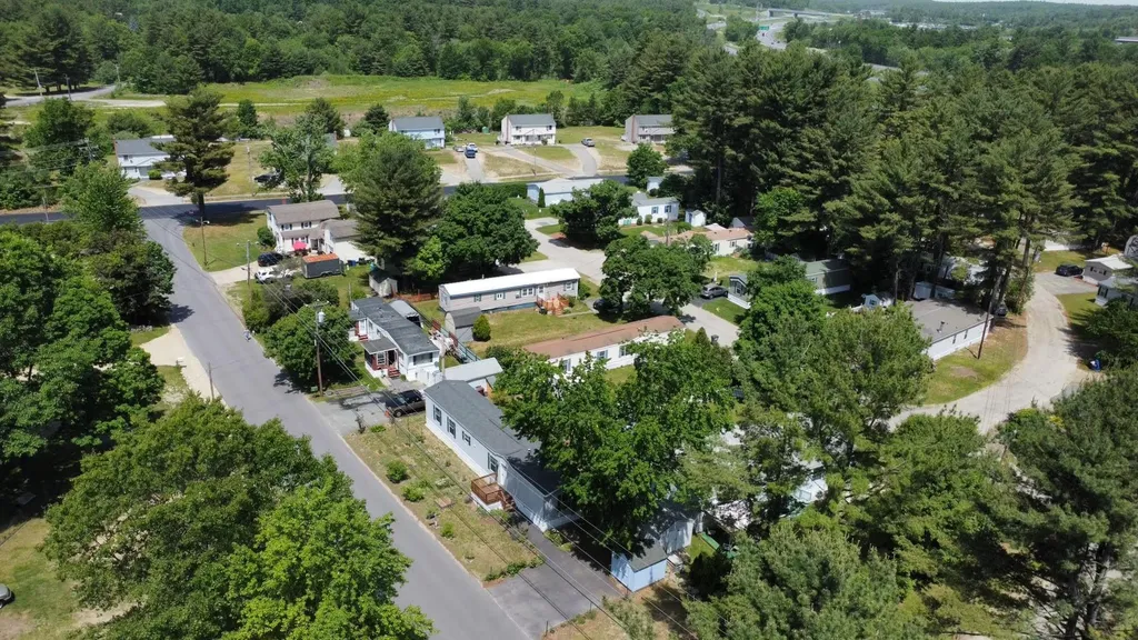 6 Gamache Road Derry NH 03038