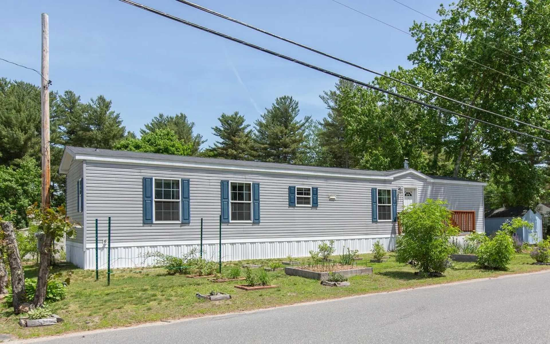 6 Gamache Road Derry NH 03038
