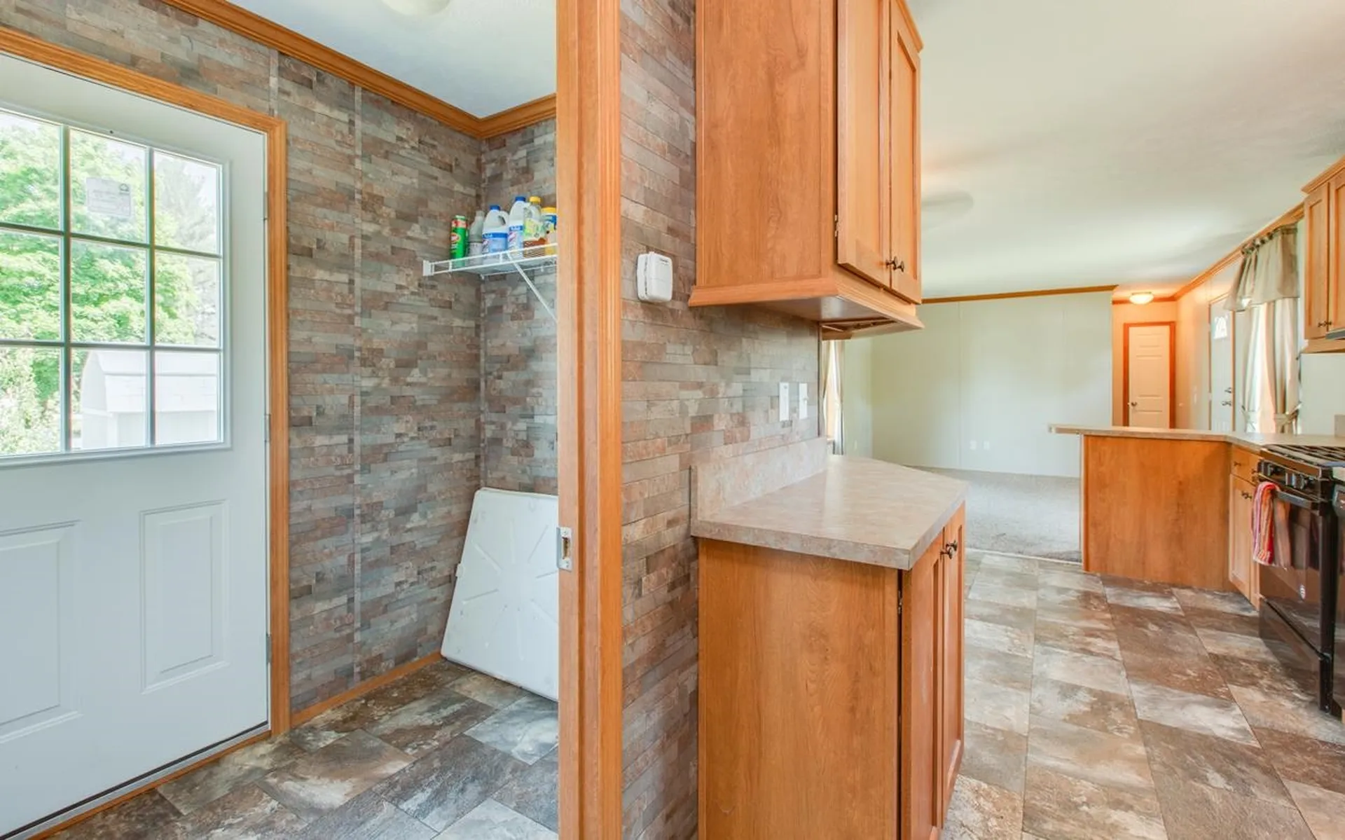 6 Gamache Road Derry NH 03038