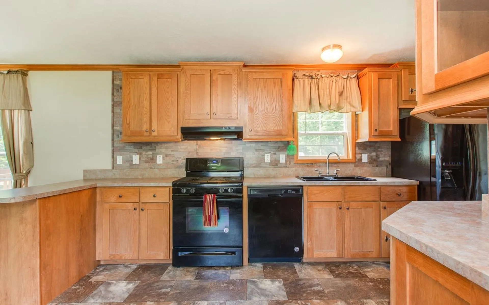 6 Gamache Road Derry NH 03038