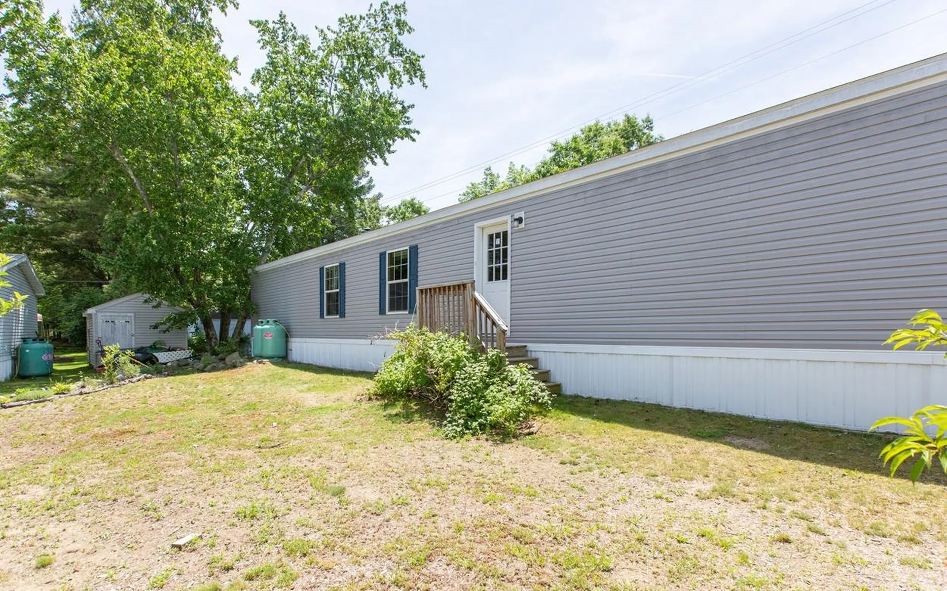 6 Gamache Road Derry NH 03038
