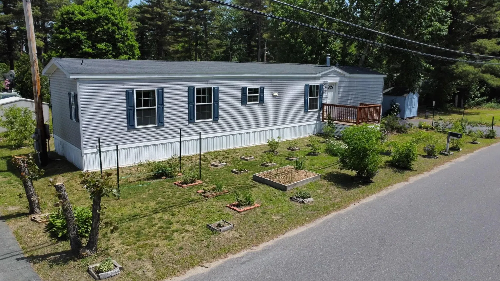 6 Gamache Road Derry NH 03038
