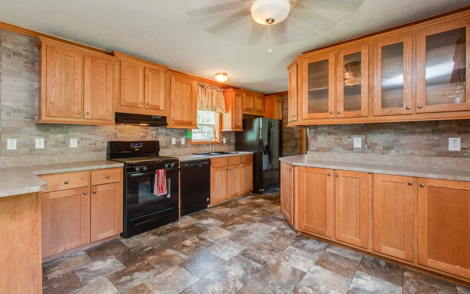 6 Gamache Road Derry NH 03038