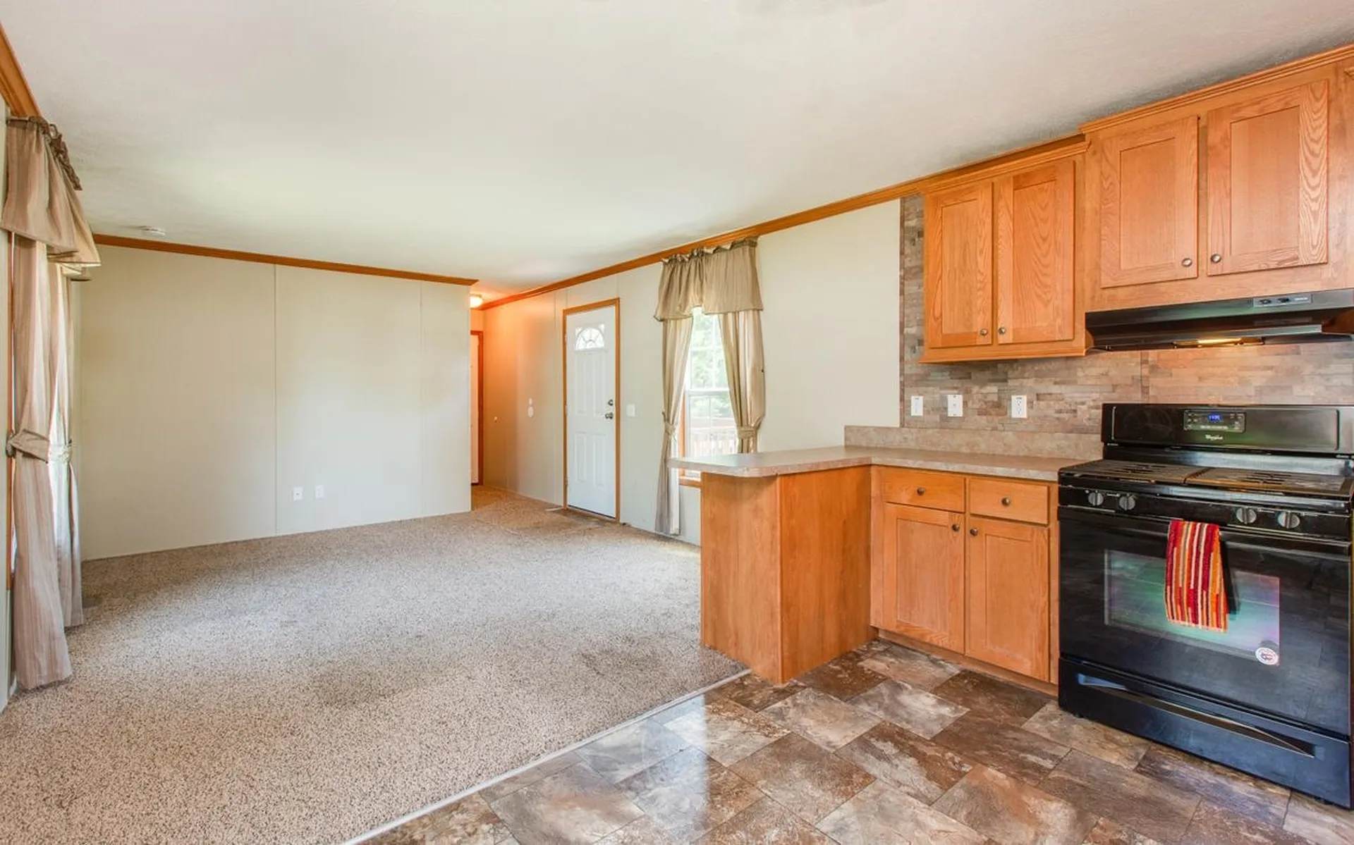 6 Gamache Road Derry NH 03038