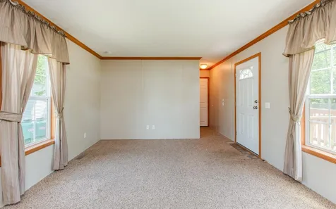 6 Gamache Road Derry NH 03038