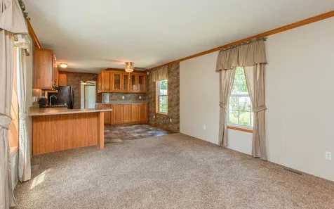 6 Gamache Road Derry NH 03038