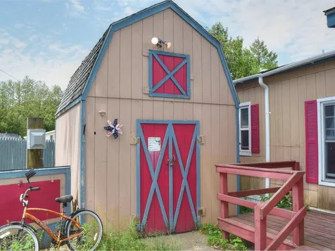 97 7th Street Colchester VT 05446-6391