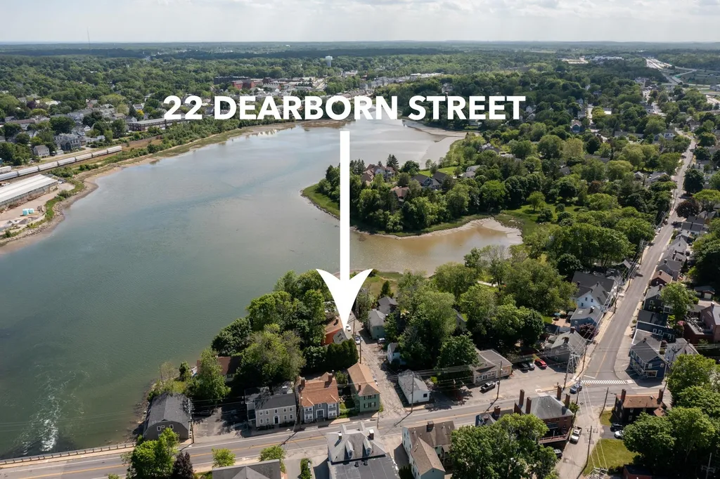 22 Dearborn Street Portsmouth NH 03801