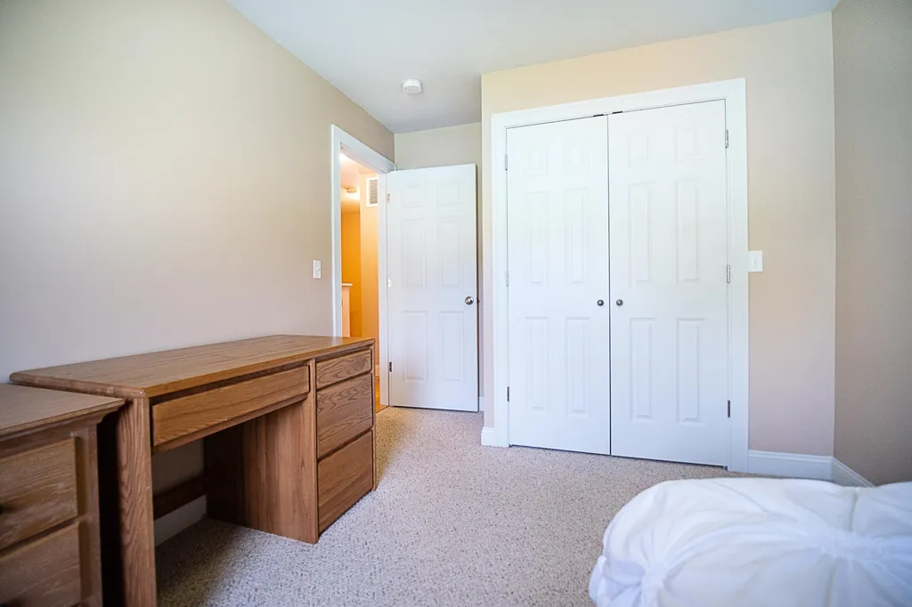 68 Silver Street Hinesburg VT 05461-9418