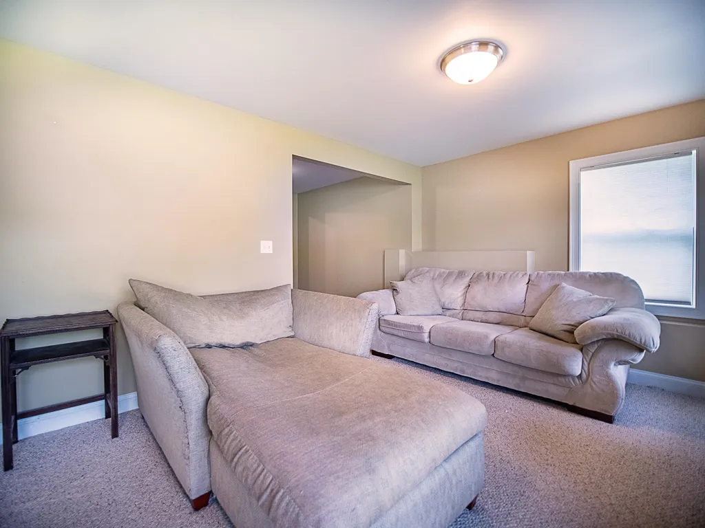 68 Silver Street Hinesburg VT 05461-9418