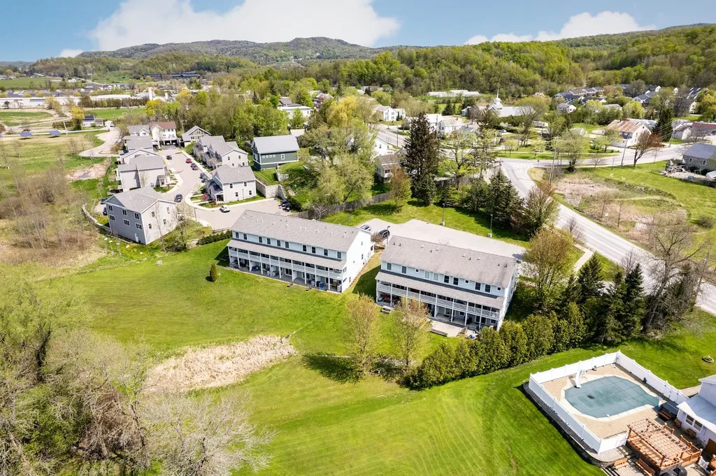 68 Silver Street Hinesburg VT 05461-9418