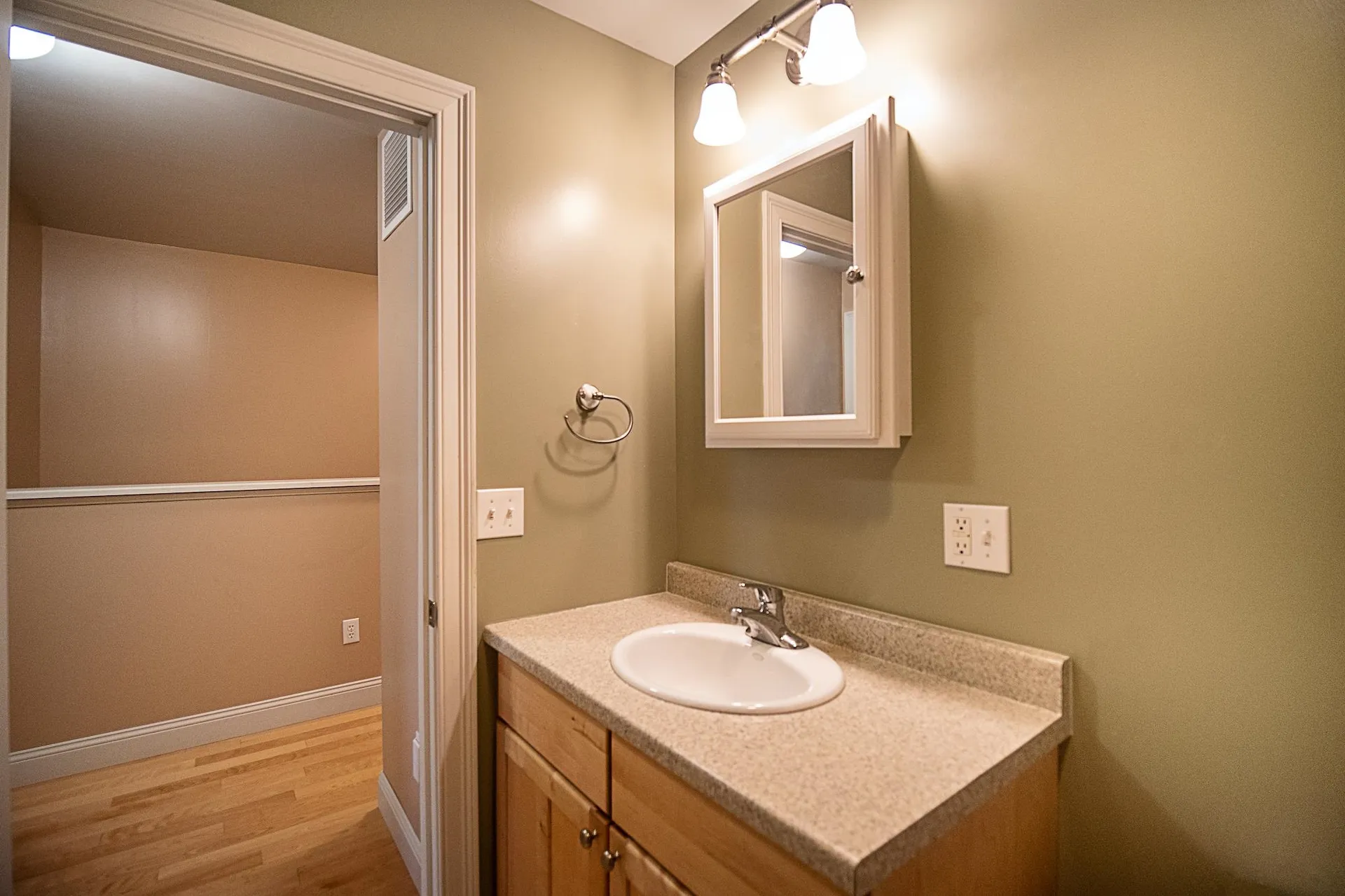 68 Silver Street Hinesburg VT 05461-9418