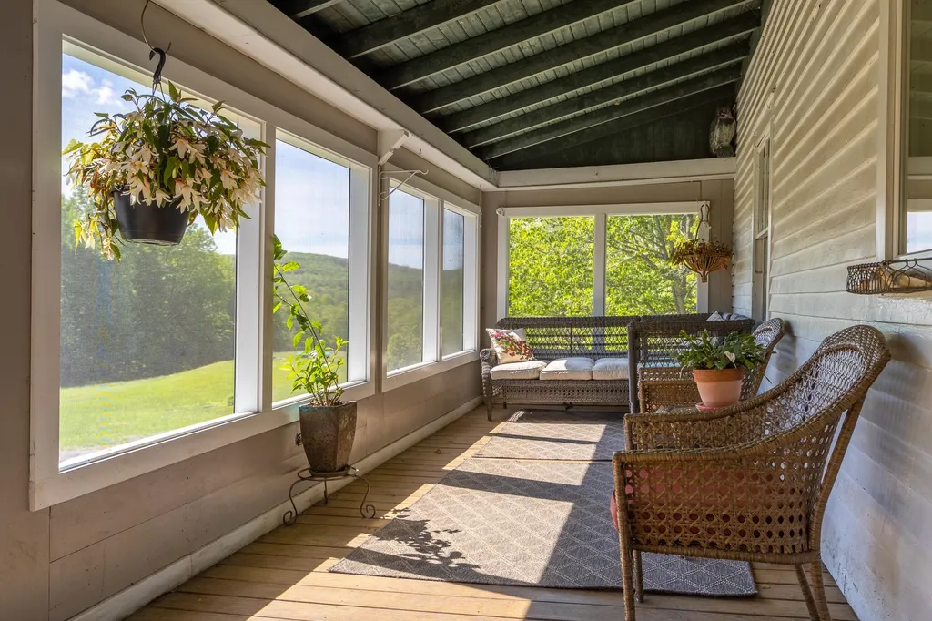 38 Kimball Lane Wilmot NH 03287